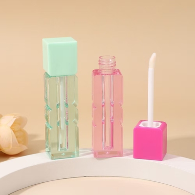 Custom 3.5g 5g Empty Lips Lipstick Tube With Rubber Seal Screw Closure Plastic Lip Balm Tube for Cosmetic Container Packaging