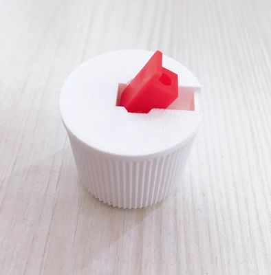 Gold Color Cosmetic Bottle Cap for Plastic Bottles with Easy Fit and PP Plastic Material