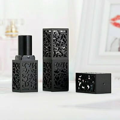 Lip Balm Container Custom Logo Cosmetic Makeup Lipstick Case Packaging Tubes