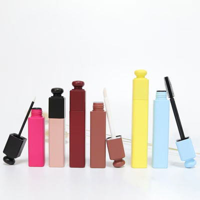 Customized Empty Plastic Mascara Tube Cosmetic Packaging Container with Mascara Brush Head