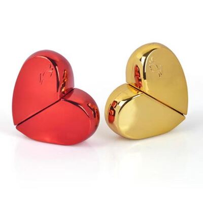 25ml  Heart-shaped Portable Stylish  Cosmetic Spray Perfume Bottle Travel Easy-use