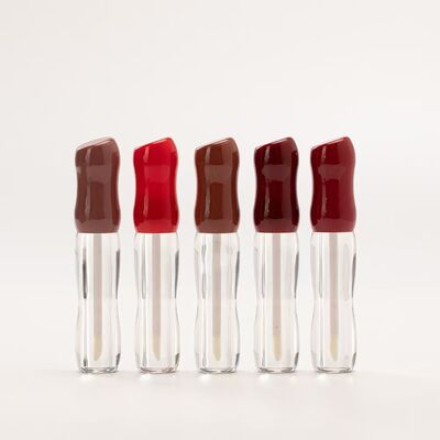 Lip Gloss Bottles Hourglass Curved Shape Clear Lip Glaze Tubes with Applicator Wands Multi Glossy Red Brown Caps Refillable Lip Makeup Containers for Lip Oil Lip Gloss