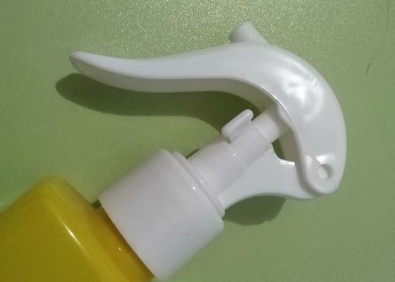 Reliable Mini Trigger Sprayer with Square Foam Head for Fine Mist Spray and Lightweight Design