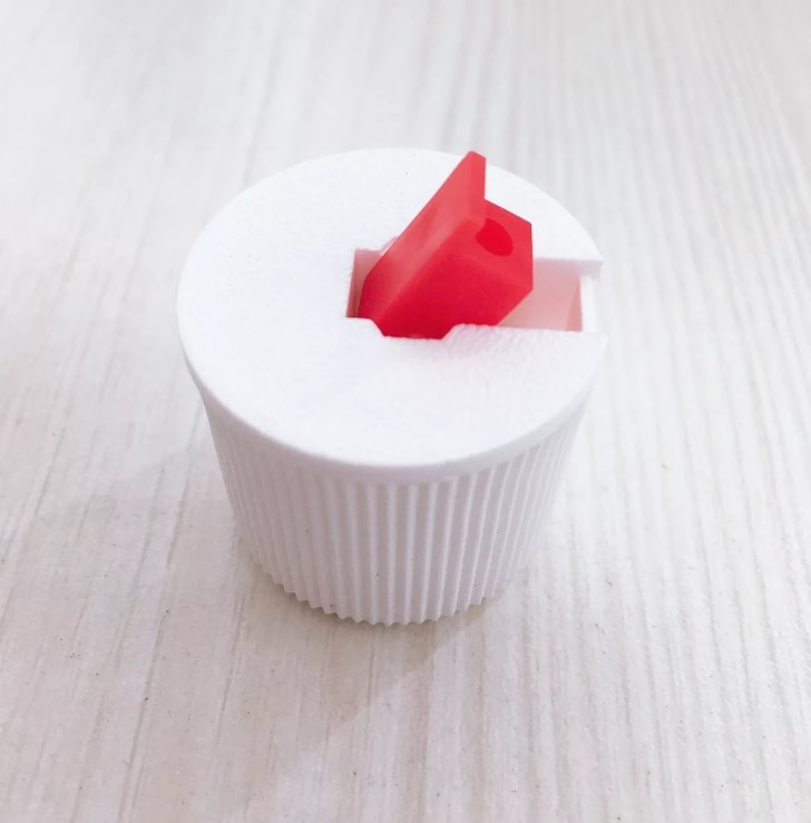 24mm 28mm Caps Screw Twist Top Cap For Bottles / Cans Packaging Round Shape
