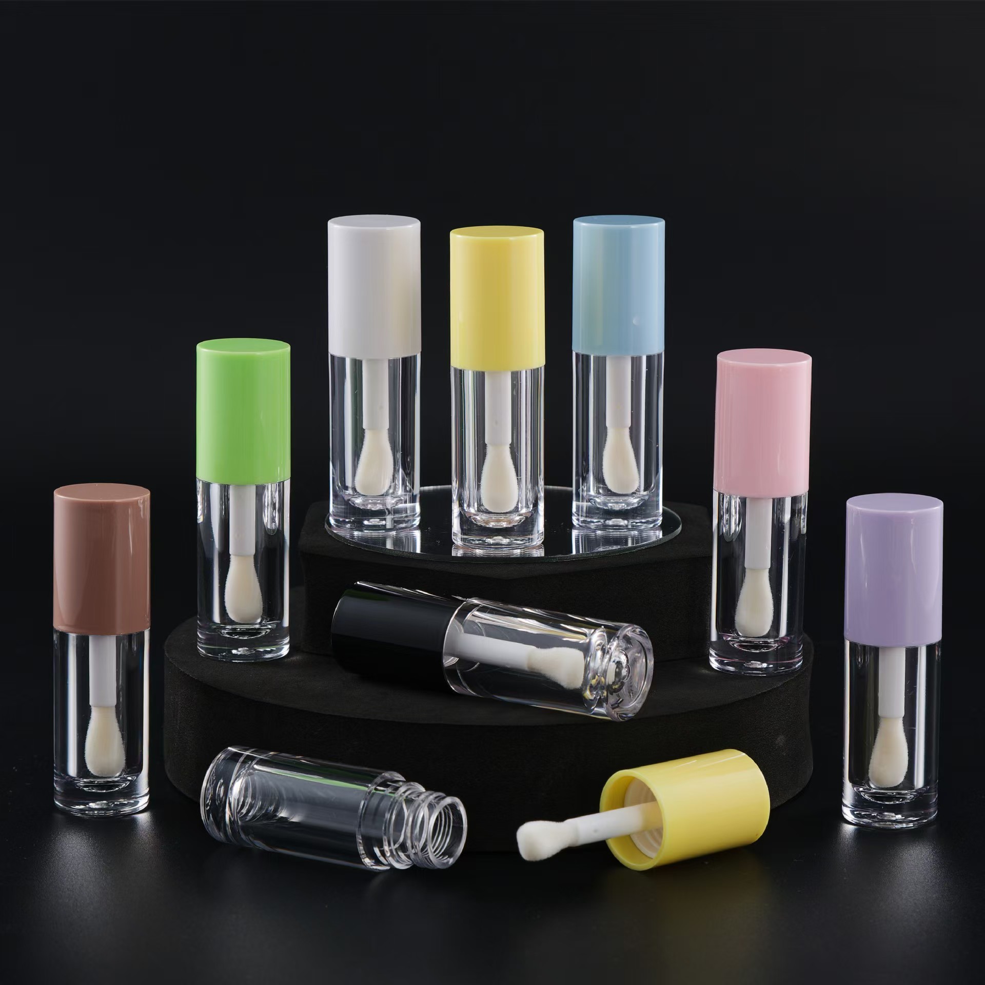 Function Lip Gloss Packaging In Metallic Square Cosmetic With Gradient And Wands